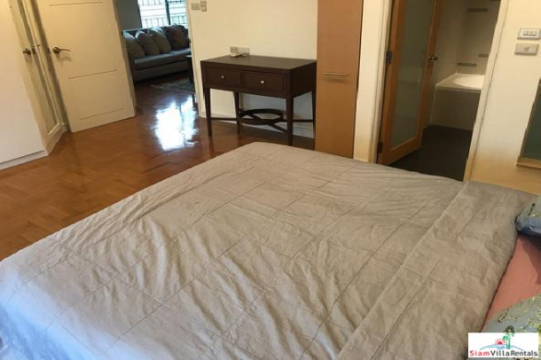 La Residenza | Nicely Decorated and Conveniently Located Two Bedroom Condo for Rent with Extras on Sukhumvit 7-9