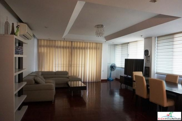 Baan Prompong | Bright and Roomy Two Bedroom for Rent on Sukhumvit 39-3