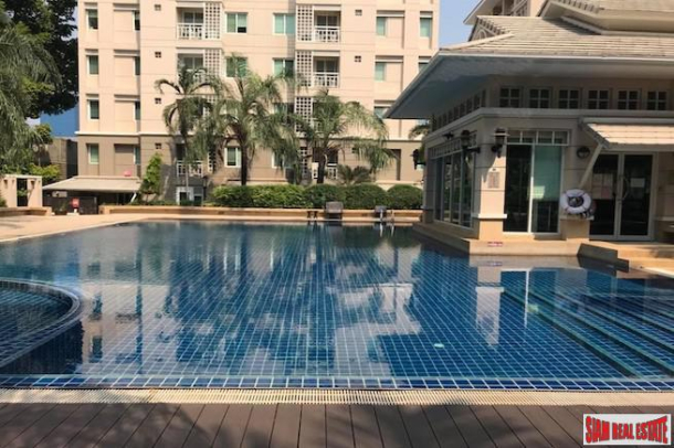 The Bangkok Narathiwas Ratchanakarin Condo | One Bedroom Condo for Sale in a Quiet Area-2