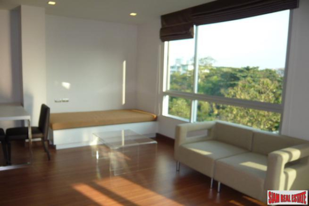 Tree Condo Sukhumvit 42 | Modern Furnished One Bedroom Condo in Phra Khanong-9