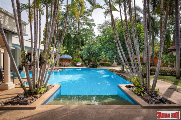 Exceptional Large Pool Villa in Secure Estate, Rawai, Phuket-10