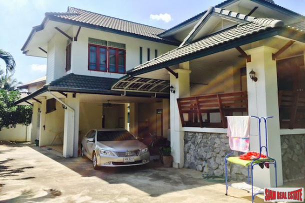 Large House with Private Garden Near CM University in Suthep, Chiang Mai-4
