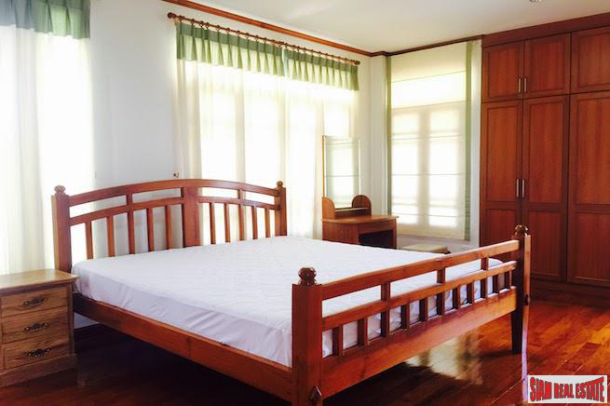 Large House with Private Garden Near CM University in Suthep, Chiang Mai-8