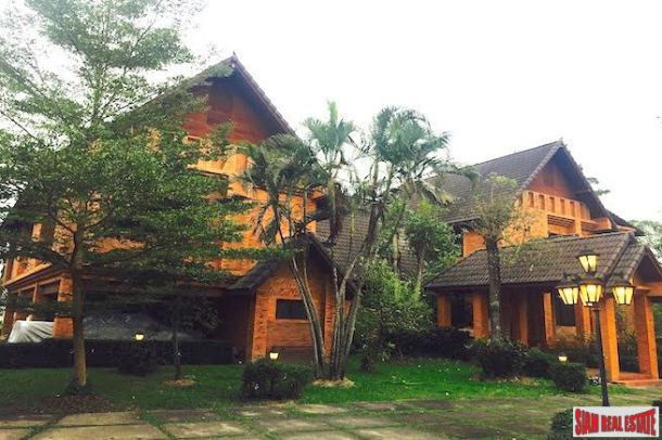 Spectacular Two Storey, Six Bedroom with Lake Access in The Wang Tan, Chiang Mai-1