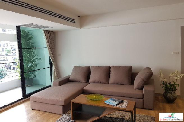 Pet Friendly Two Bedroom for Rent with City and Pool Views on Sukhumvit 19 BTS Asoke-3