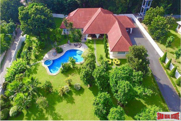 Modern Pool Villa with Large Private Pool and Garden in Hang Dong-1