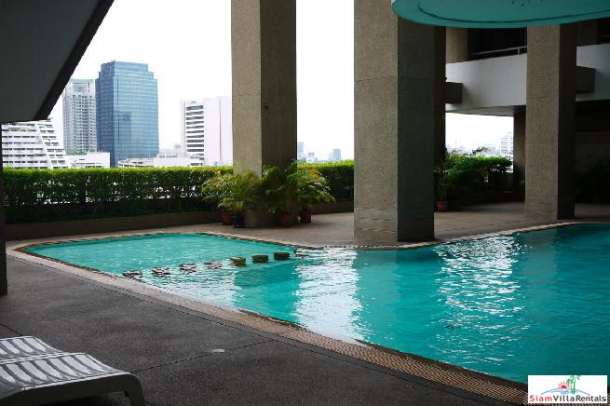 Renovated 3 Beds 164sqm Asoke Towers Condo-13