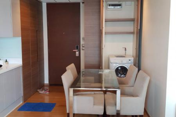 2 Bed Condo at The Addresss Asoke, Next To MRT and Airpot Link-2