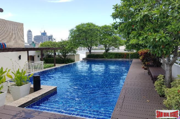 49 Plus Condo | Pool and Garden Views from this Three Bedroom Condo for Sale Sukhumvit 49-1