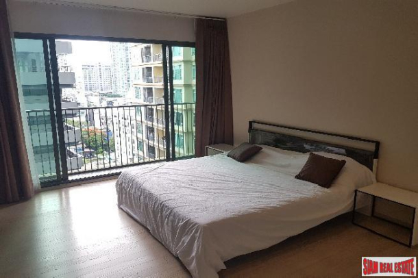 Noble Solo Condo | Two Bedroom with Pool Views on Sukhumvit 55, Bangkok-9