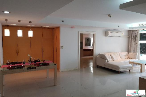Las Colinas | Spacious Two Bedroom with City Views for Rent on Sukhumvit 21-7