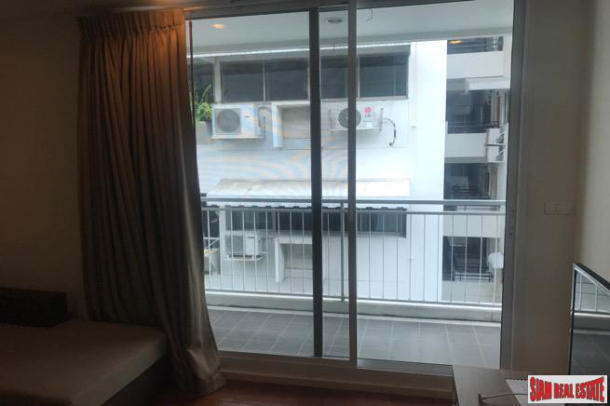 Siri On 8 | Convenient Two Bedroom Condo  for Rent Located Near BTS Nana on Sukhumvit 8-11