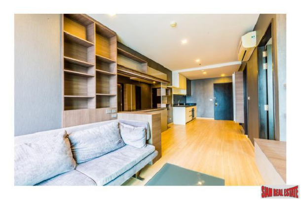 Skywalk Condo | Two Bedroom with Spectacular City Views for Rent on Sukhumvit 69-16