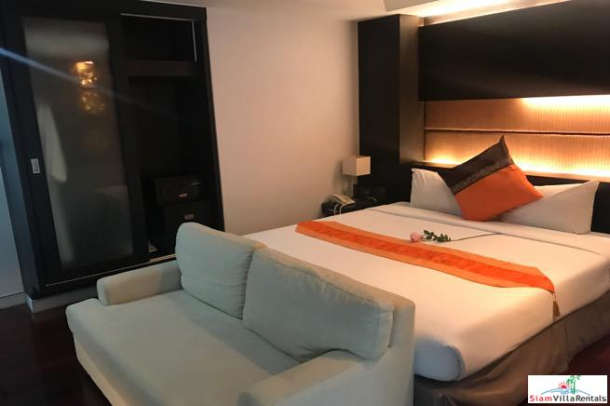 Mona Suite | Spacious Two Bedroom Corner Unit for Rent on Sukhumvit 31-23
