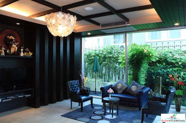 Mona Suite | Spacious Two Bedroom Corner Unit for Rent on Sukhumvit 31-8