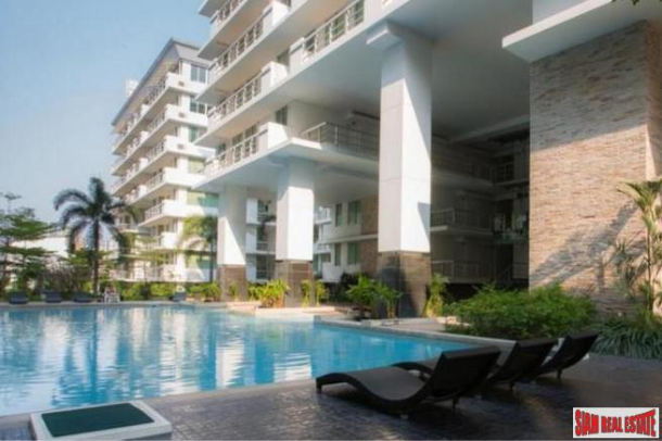 The Waterford | Three Bedroom with lots of Sunny Windows for Rent on Sukhumvit 50-2