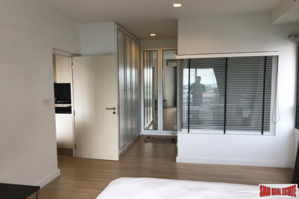 High Quality 2 Bed Corner unit Condo for Sale at Sathorn-12