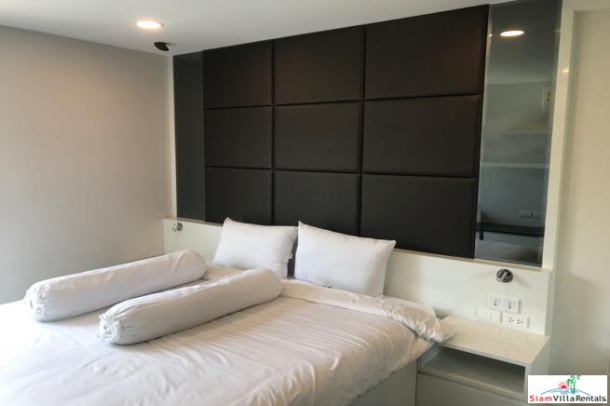 Sunny and Contemporary Two Bedroom  Condo on Sukhumvit 26-5