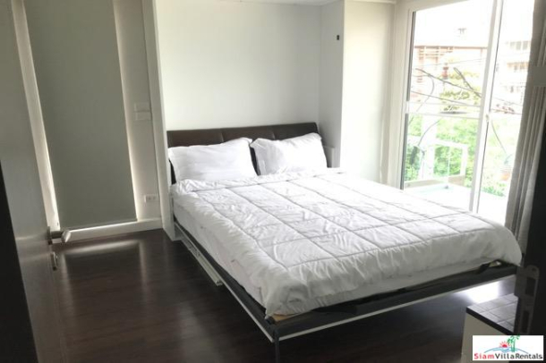 Bright and Modern Three Bedroom Condo on Sukhumvit 26-9