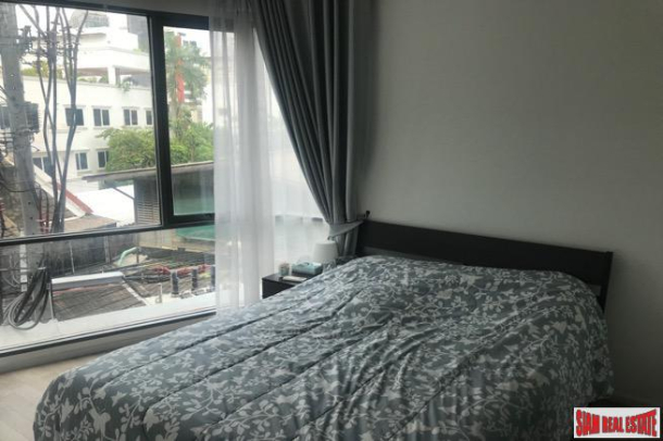 Trapezo Sukhumvit 16 | Furnished One Bedroom Condo Close to Benchakiti Park-7