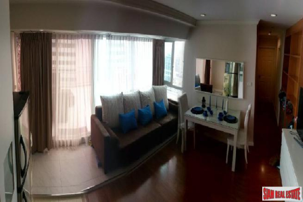 Grand Parkview Asoke | Two Bed Condo for Sale on 30th Floor with Large Terrace at Asoke, Sukhumvit 21-24