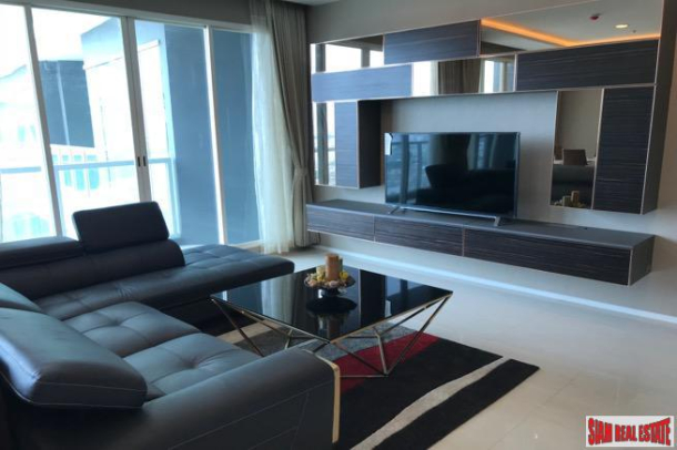 Menam Residences | River Views from Every Room From this Three Bedroom Condo in Saphan Taksin-9