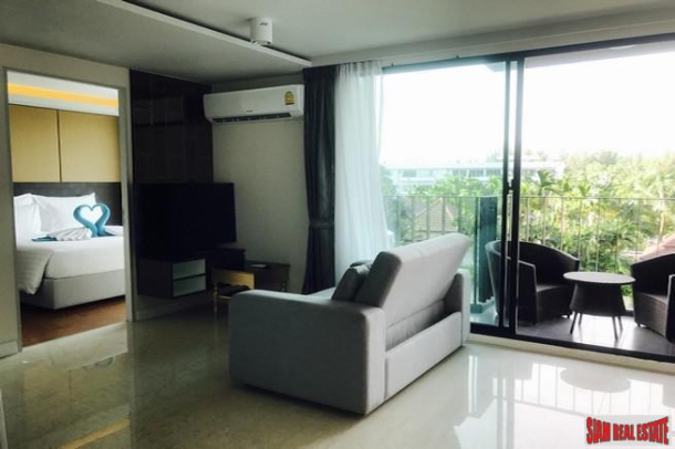 Aristo | Walk to the Beach from this Contemporary One Bedroom with Rooftop Pool in Surin Beach-15
