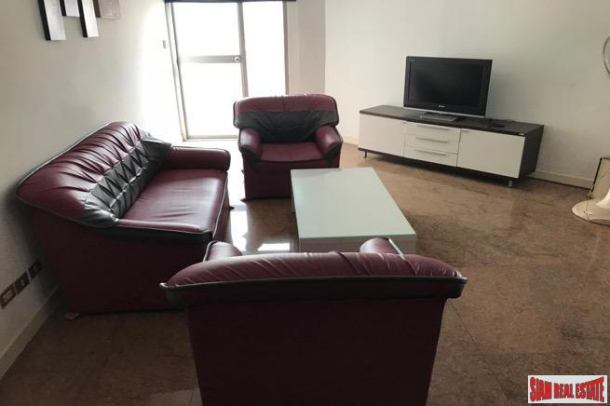 Large Two Bedroom Condo for Sale with City Views in Phetchaburi, Bangkok-8