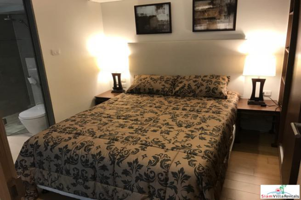 Siamese 39 | Sunny One Bedroom Loft Style Condo with Small Garden on Sukhumvit 39-18