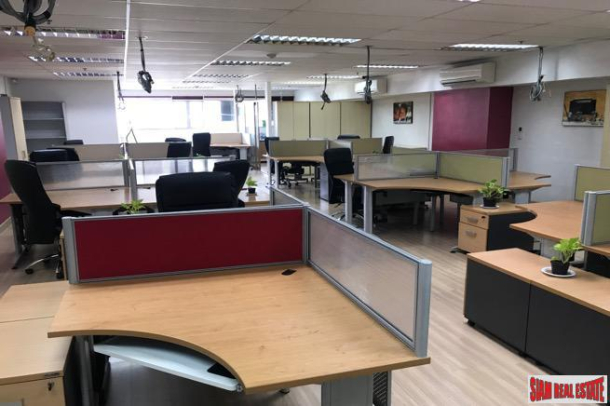 Large Office for Sale in a Popular Sukhumvit 13 Business Area-15