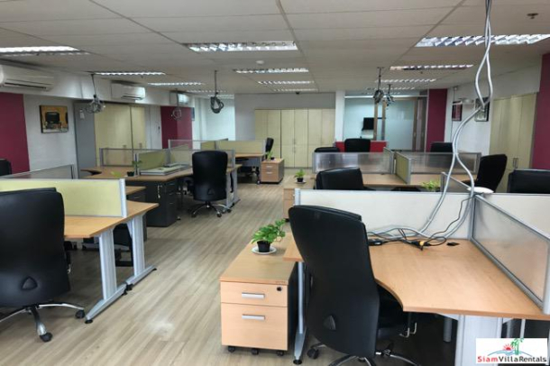The Trendy | Large Office for Rent in a Popular Sukhumvit 13 Business Area-10