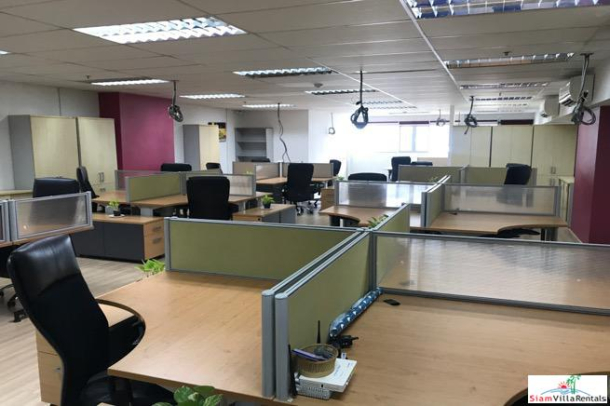 The Trendy | Large Office for Rent in a Popular Sukhumvit 13 Business Area-2
