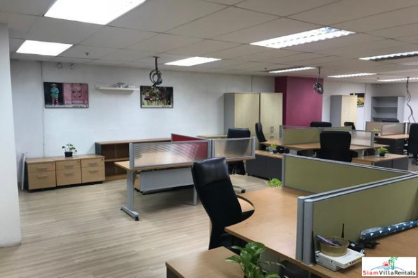 The Trendy | Large Office for Rent in a Popular Sukhumvit 13 Business Area-3