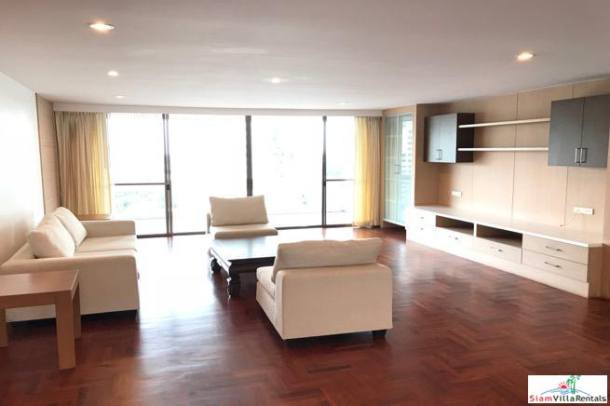City Views from this Extra Large Four Bedroom Condo on Sukhumvit 18-10