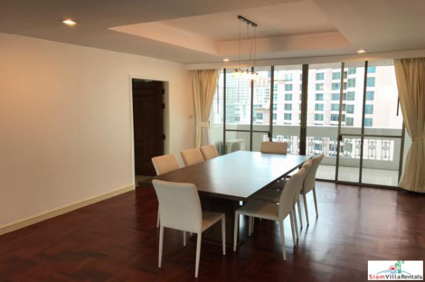 City Views from this Extra Large Four Bedroom Condo on Sukhumvit 18-11