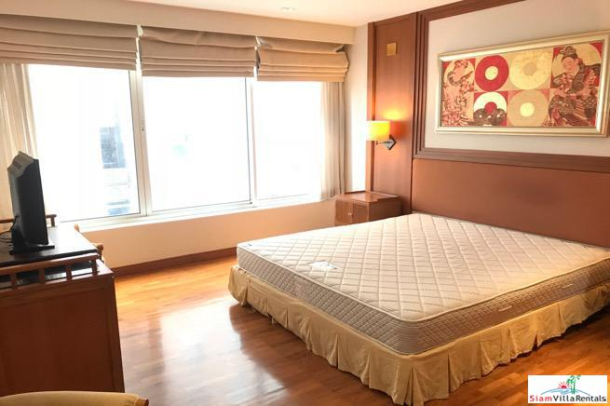 Langsuan Ville | Delightful One Bedroom  for Rent with Rich Wood Accents and Flooring in Lumphini-12