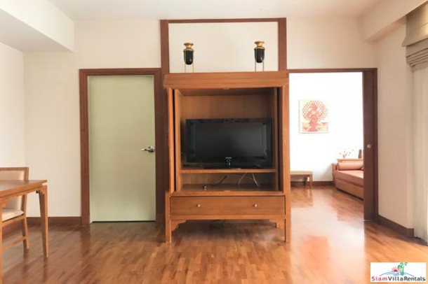 Langsuan Ville | Delightful One Bedroom  for Rent with Rich Wood Accents and Flooring in Lumphini-7