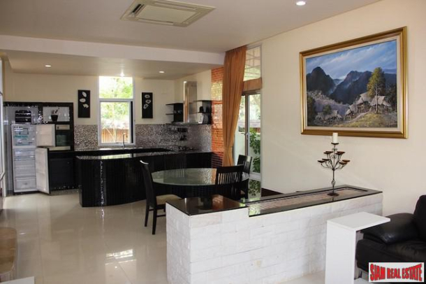 2 bedrooms condo on 40 floor In Ideal Location With Great Views - North Pattaya-4