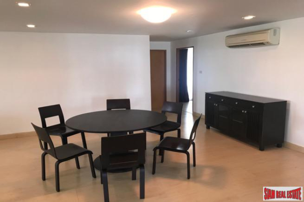 Turnberry Sukhumvit | Large Three Bedroom Corner Unit in Excellent Central Location, Sukhumvit 33, Phrom Phong-11
