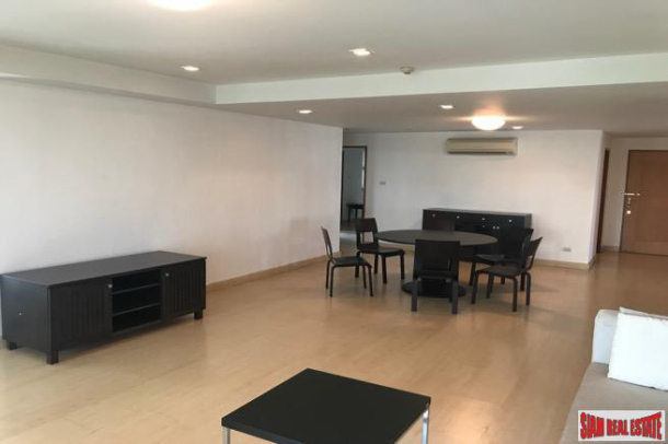 Large Three Bedroom Corner Unit in Excellent Central Location, Sukhumvit 33, Phrom Phong-5
