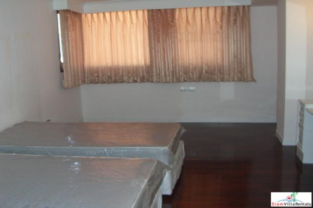 Bangkapi Mansion | Extra Large Four Bedroom Condo for Rent Near Benchakiti Park in Asok-12