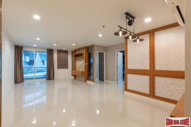 Beautiful Two Bedroom Condo with Wood Accents Throughout in Phrom Phong-2