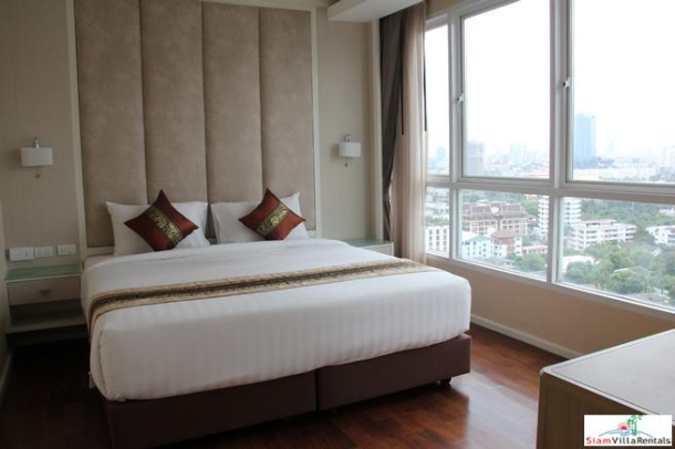 GM Service Apartment | Three Bedroom Corner Serviced Apartment with 180 Degree City Views in From Phong.-21