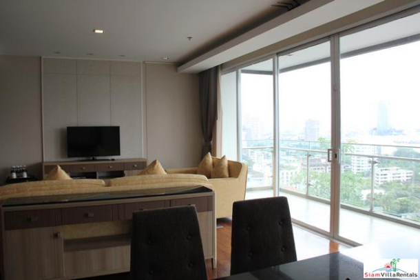 GM Service Apartment | Three Bedroom Corner Serviced Apartment with 180 Degree City Views in From Phong.-7