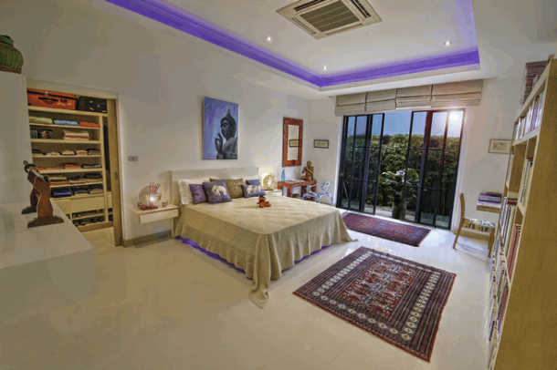 4 Bedrooms 4 Bathrooms Large Modern House In An Up-Market Location - East Pattaya-3