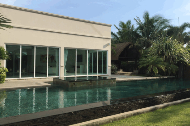 Reduced price 3 Bedrooms 3 Bathrooms Large Modern House  - East Pattaya-1