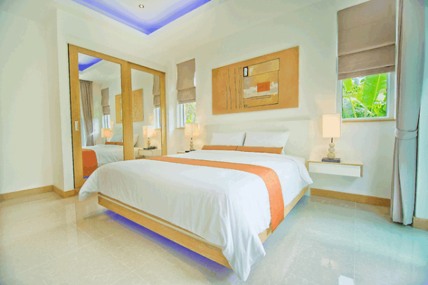 Modern design 3 Bedrooms 3 Bathrooms Large private pool  House  - East Pattaya-3