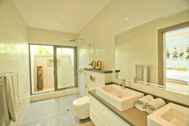 4 Bedrooms 4 Bathrooms Large Modern House In An Up-Market Location - East Pattaya-7