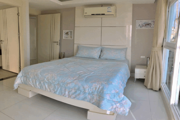 Luxurious Large 2 Bed Condo for Rent On Pratumnak Hills Pattaya Very near Cosy Beach-13