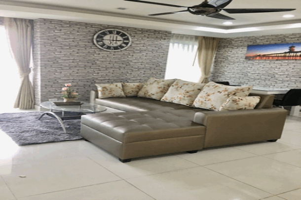 Kiarti Thanee City Mansion | Spacious, Bright, 2 Bed 175 sqm Condo for Rent in Sukhumvit 31-17